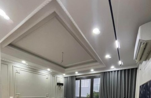 BÁN GẤP NHÀ ĐẸP CẦU GIẤY, DÂN XÂY, ÔTÔ ĐỖ CỬA, GẦN HỒ ĐH, KINH DOANH, 63M2 NHỈNH 10TỶ